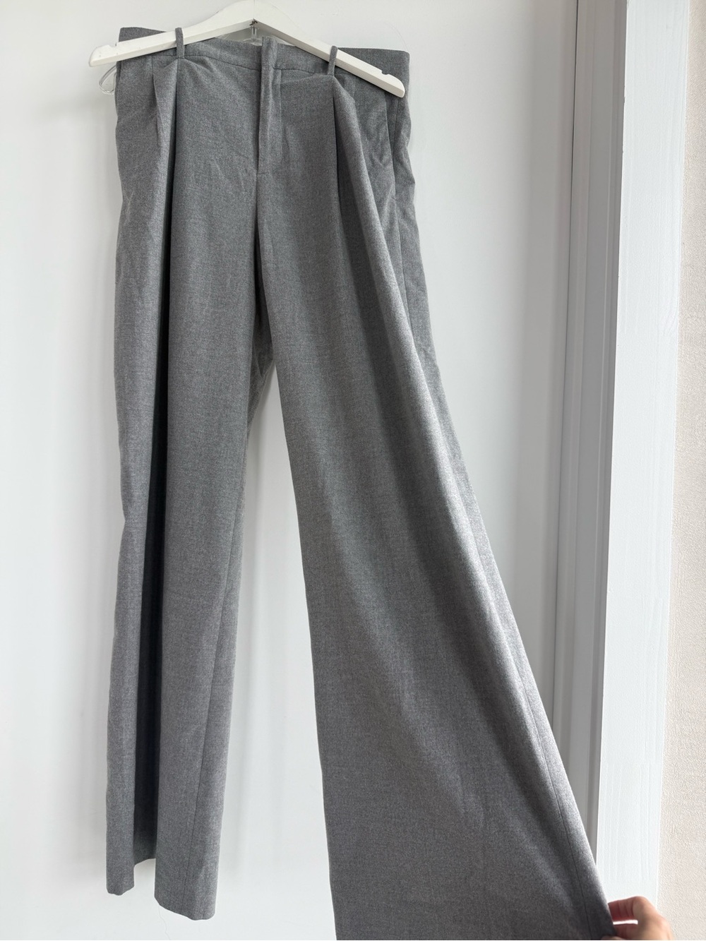 Zara Women's Grey Wide-Leg Trousers
